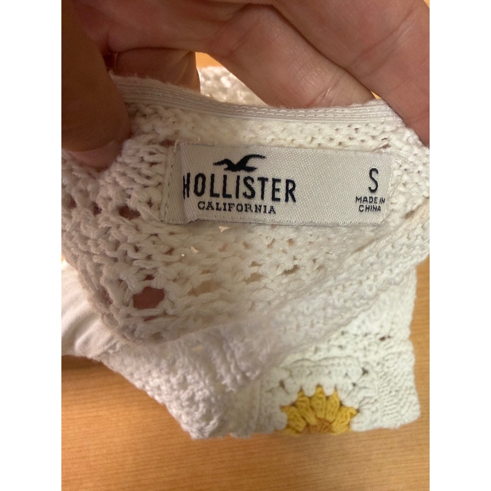 Hollister White Crochet Halter Top Sunflower Boho Knit Festival Shirt Small - Picture 3 of 3